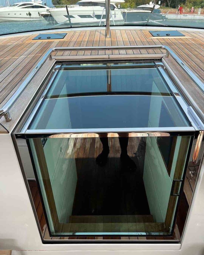 PHOTO 2025 03 30 14 52 34 3 819x1024